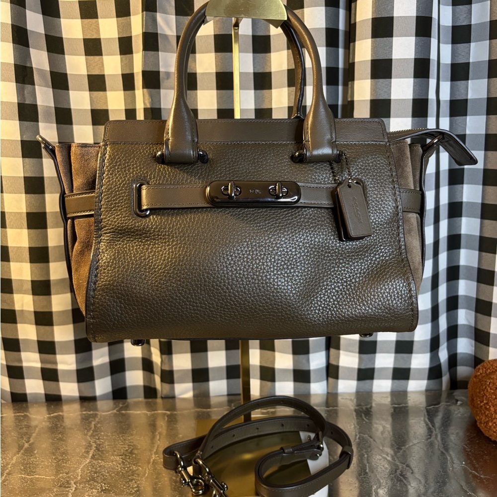 Coach Swagger Army Green Leather Satchel 2017 EUC